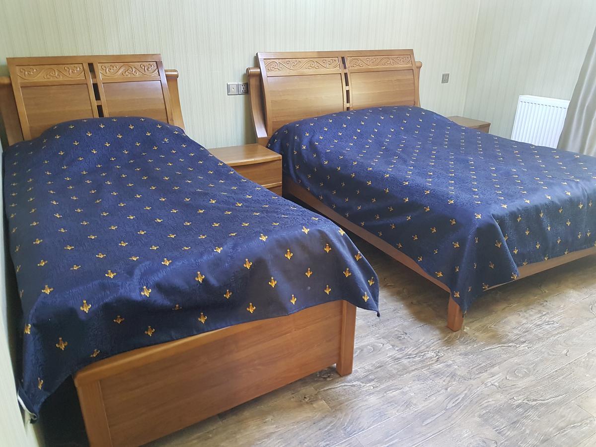Hotel In Bakuriani Eksteriør billede