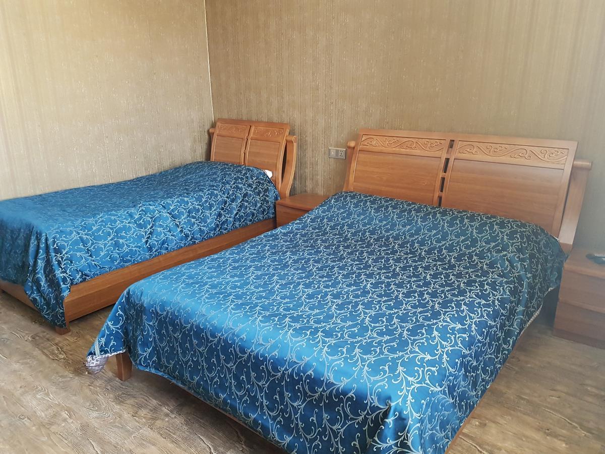 Hotel In Bakuriani Eksteriør billede